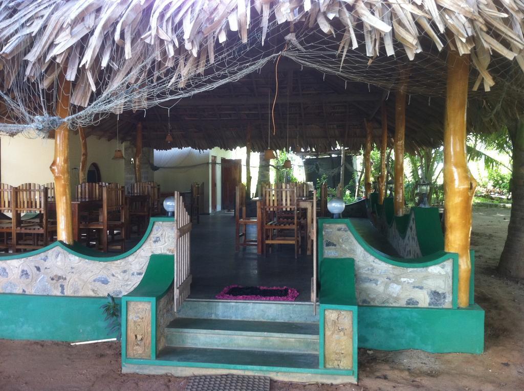 Fishermens Lodge&Restaurant Ranna Exterior foto